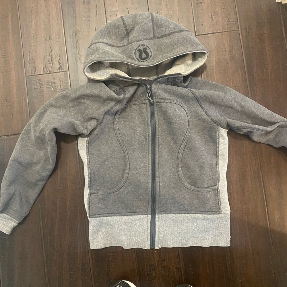 Lululemon 2 tone gray scuba hoodie